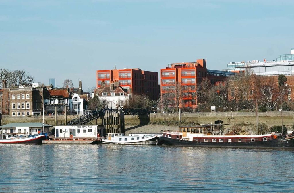 Property photo 2 of 20 Exterior