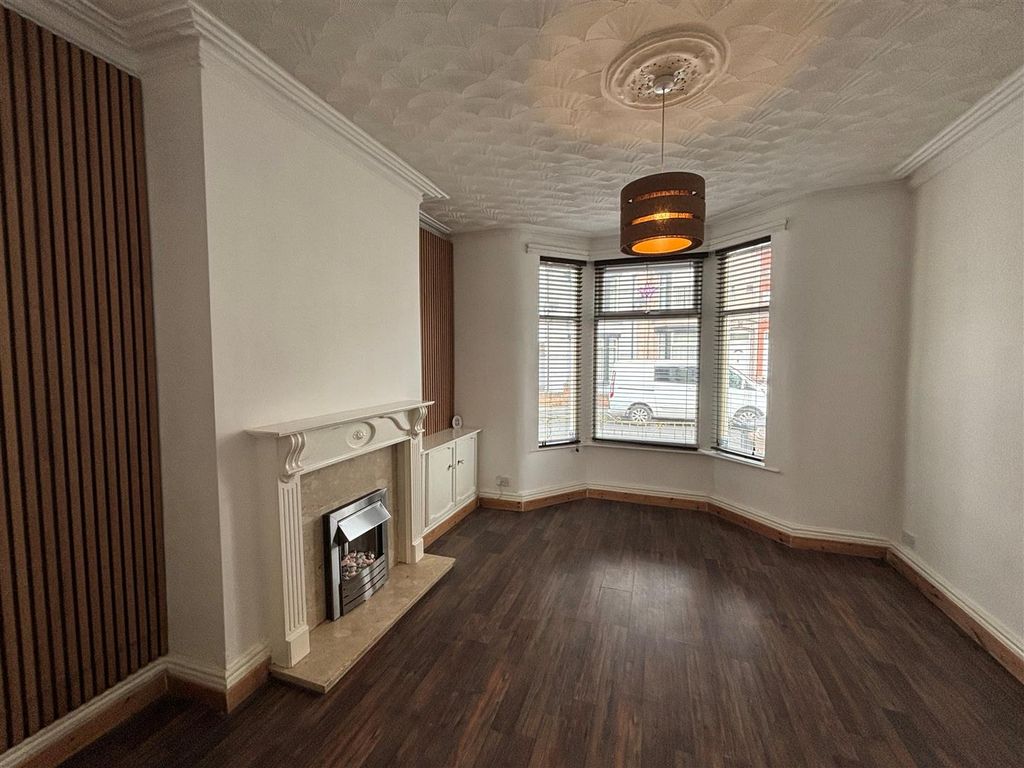 Property photo 3 of 13 4.Jpg