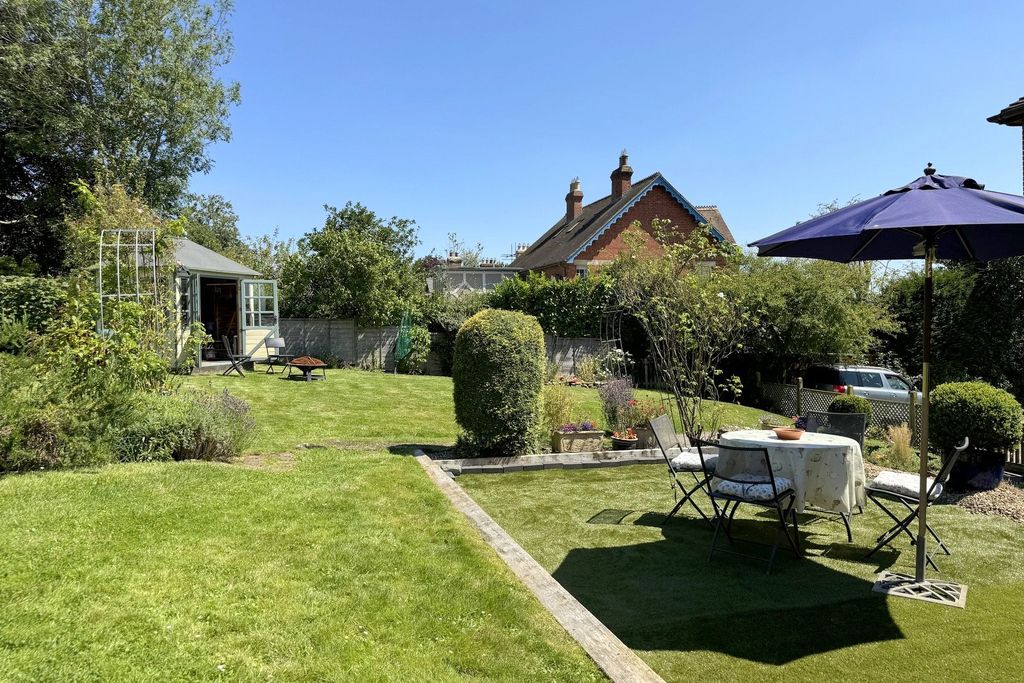Property photo 1 of 32 Picture No. 31