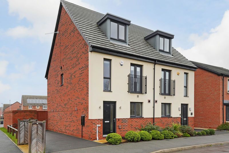 Property photo 1 of 32 Front External