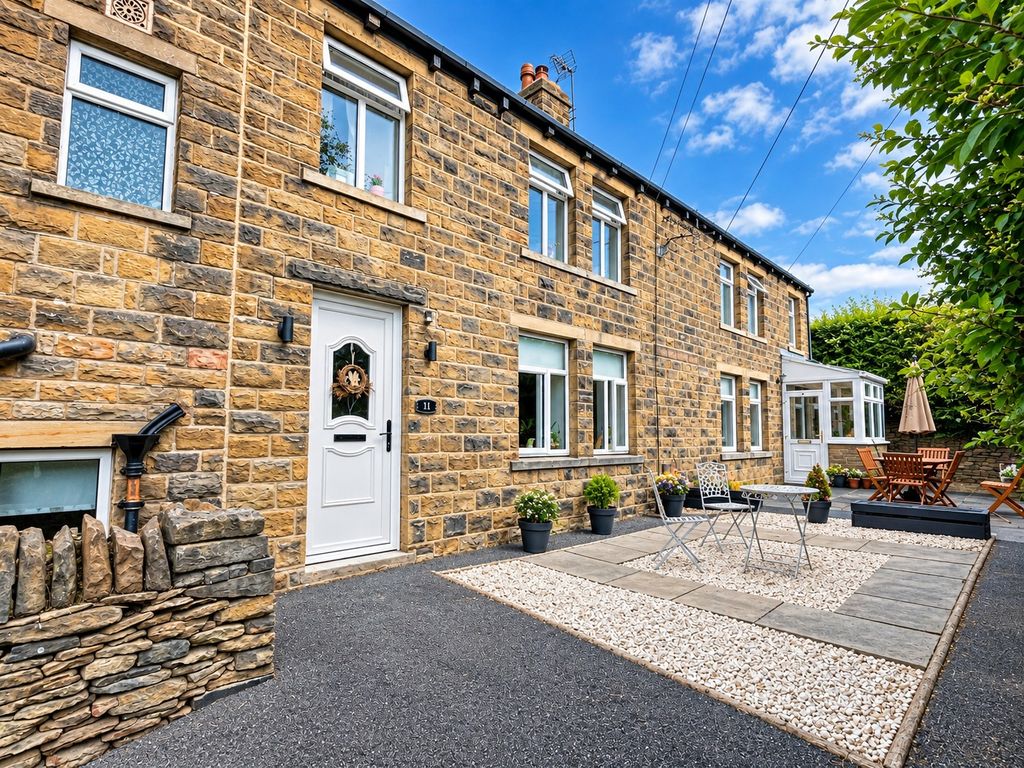 Property photo 1 of 3