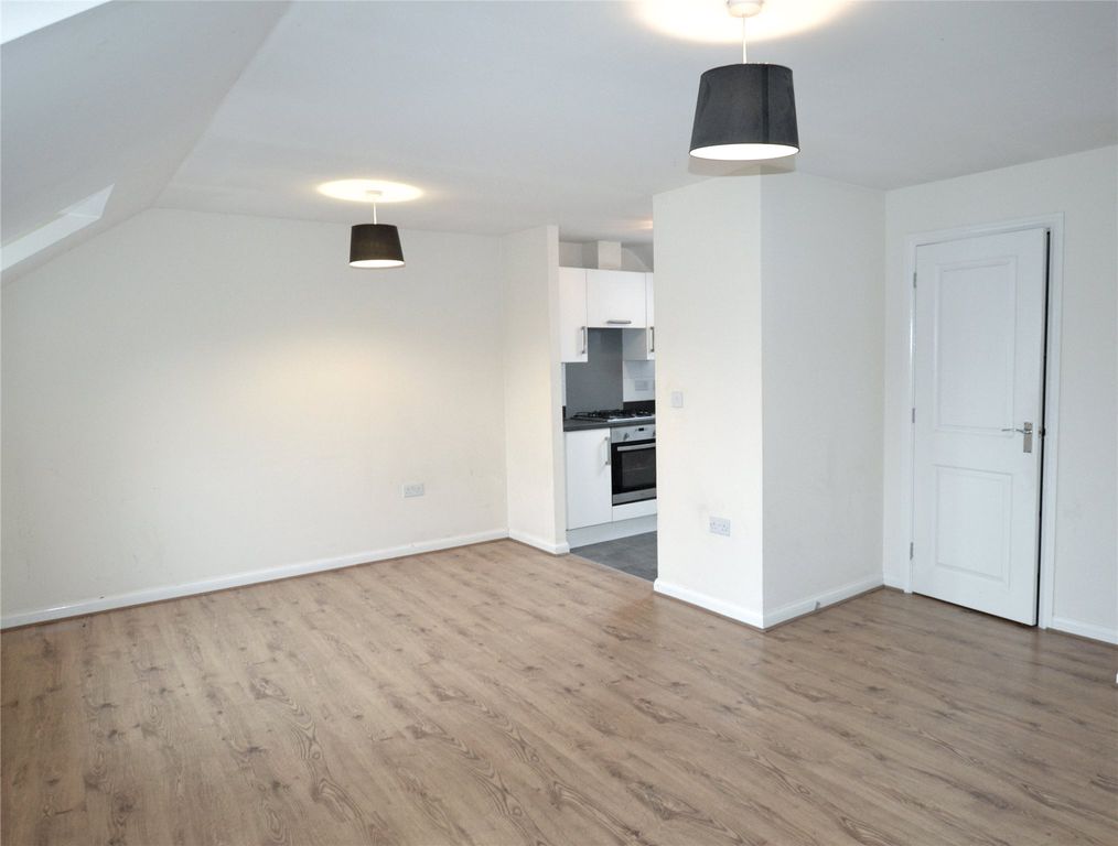 Property photo 2 of 10 Picture No. 19