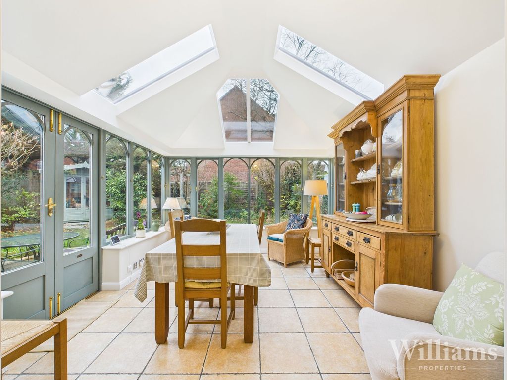 Property photo 3 of 24