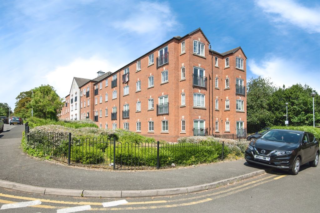 Property photo 1 of 15