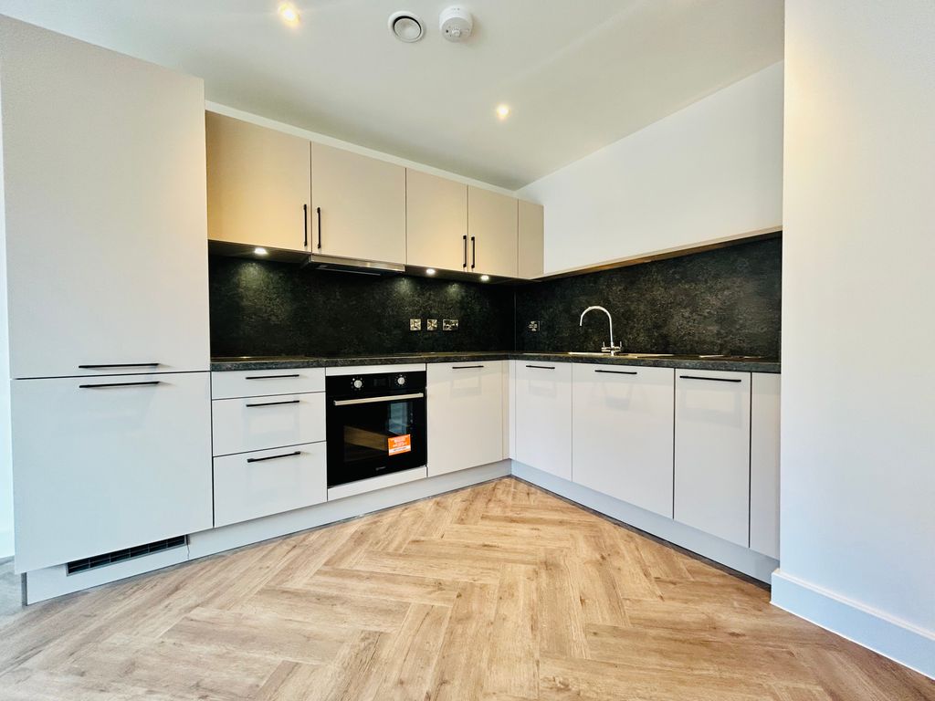 Property photo 3 of 5 Kitchen