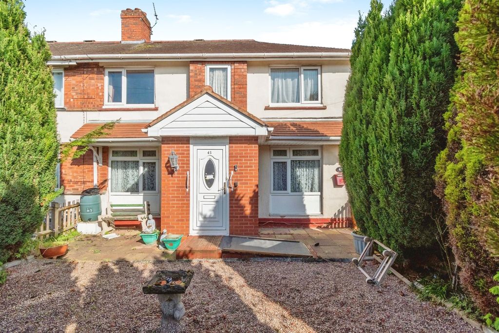 Property photo 1 of 17