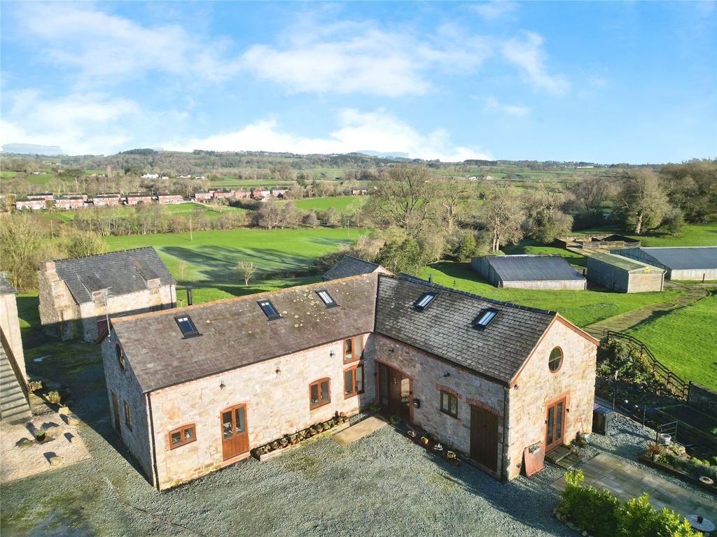 Property photo 1 of 25 Description