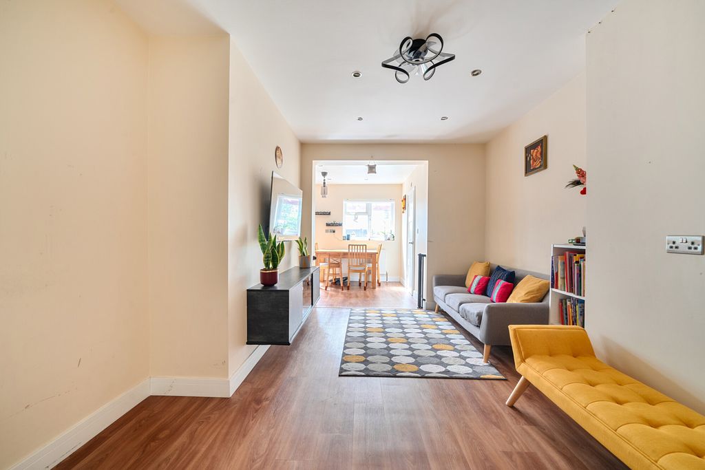 Property photo 2 of 22 1451817-9-69F1F16...