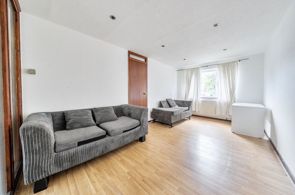 Property photo 2 of 10 1459250-5-6A032B1...