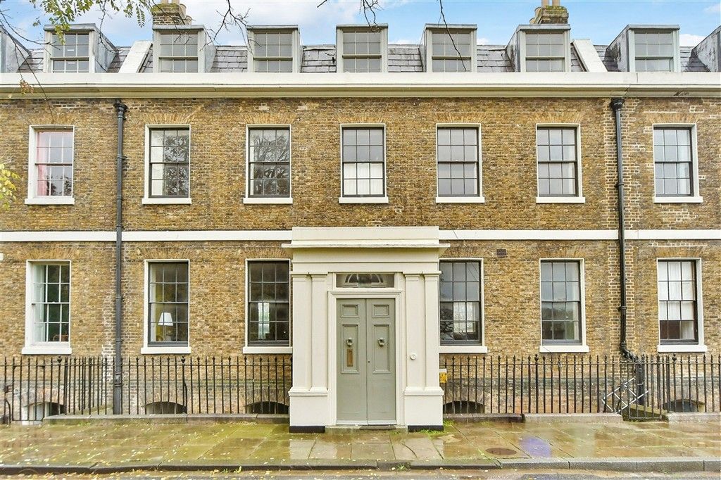 Property photo 1 of 18 External (Web)