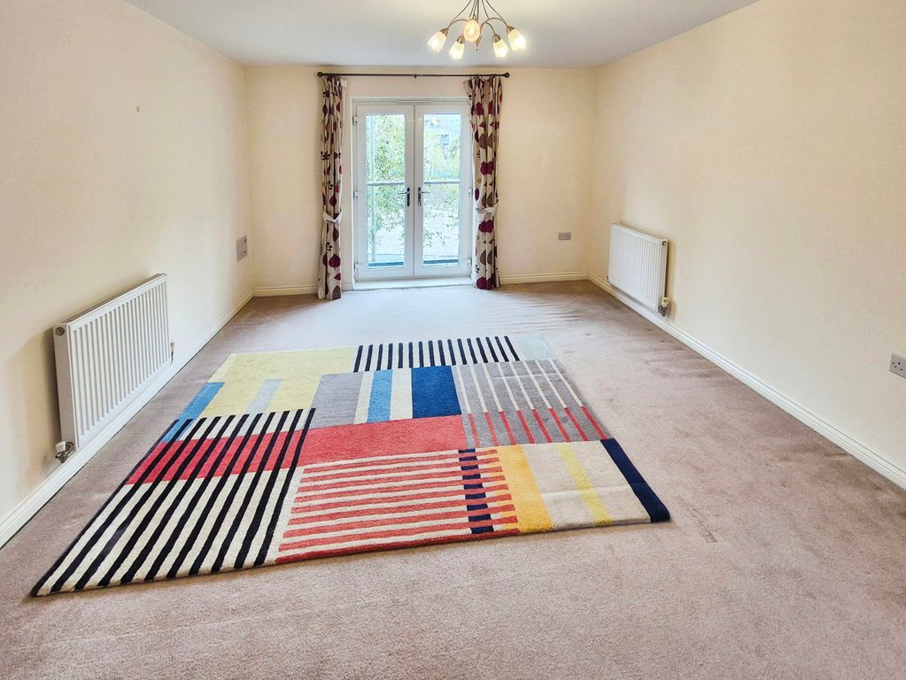 Property photo 2 of 7 Lounge/Dining Room