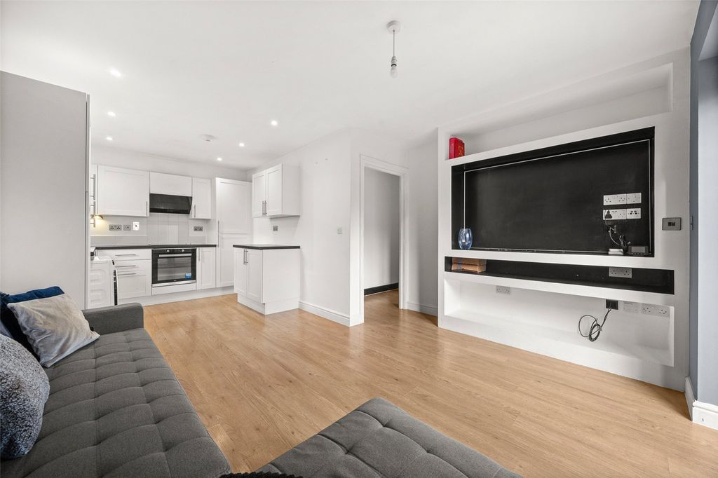 Property photo 1 of 9 Picture No. 07