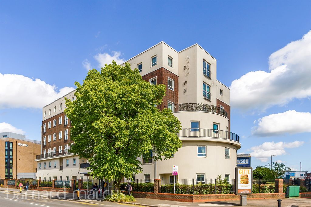 Property photo 1 of 9