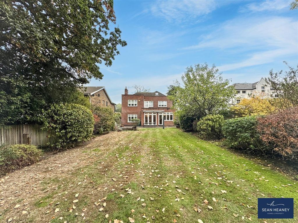 Property photo 2 of 29