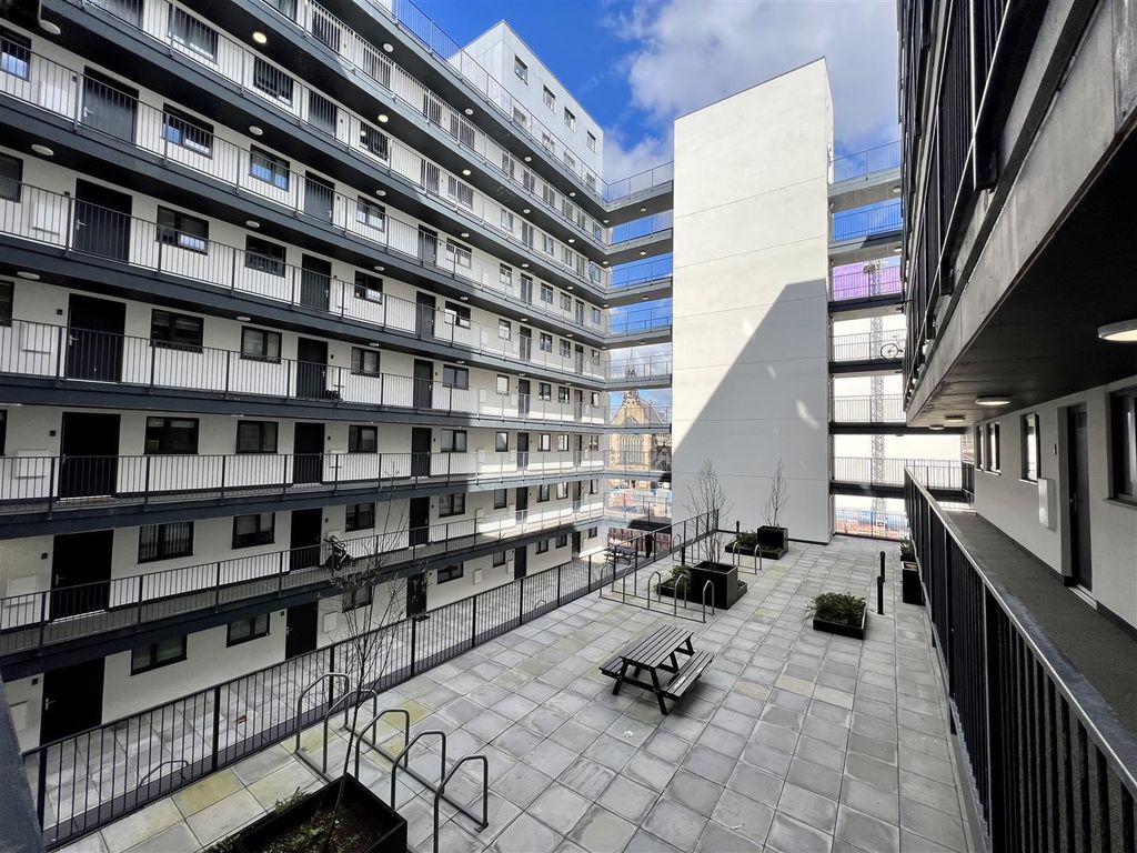 Property photo 2 of 9 Internal_Courtyard.Jpg