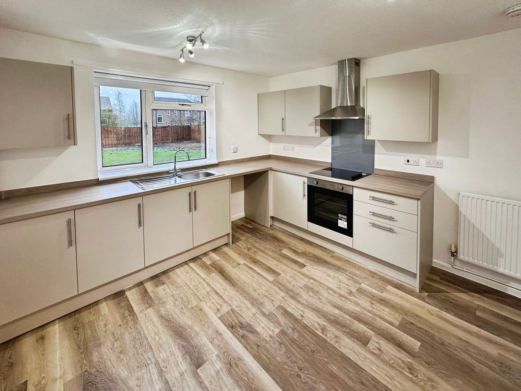 Property photo 2 of 30 Image