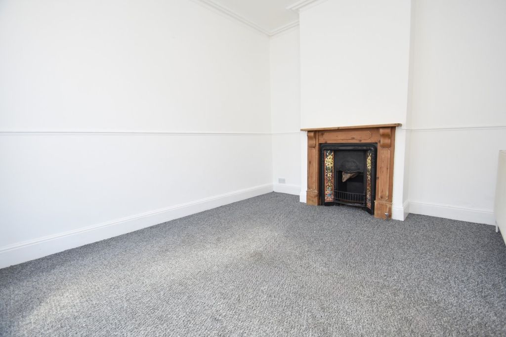 Property photo 3 of 12 Picture No. 03