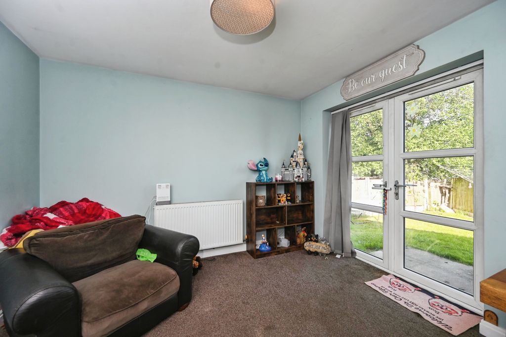 Property photo 3 of 15