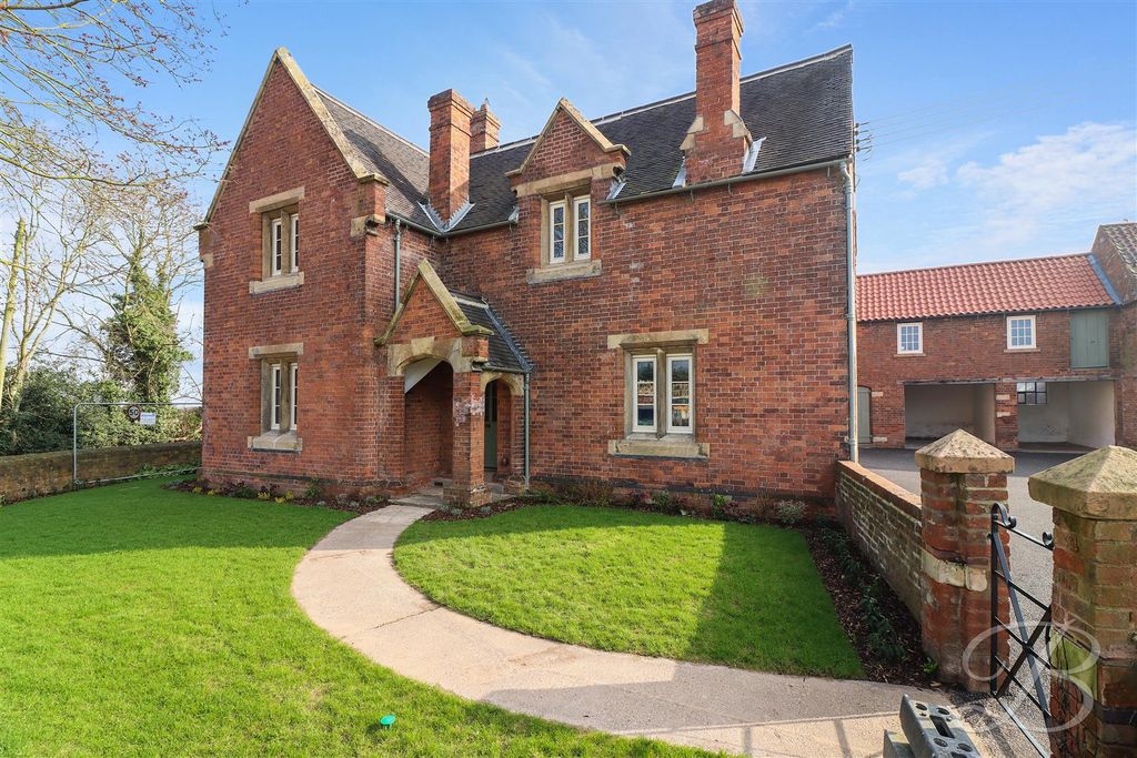 Property photo 1 of 41 Img_9891_1.Jpg