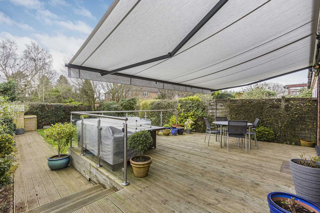 Property photo 3 of 21