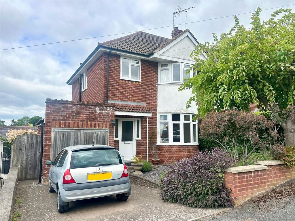 Property photo 1 of 18