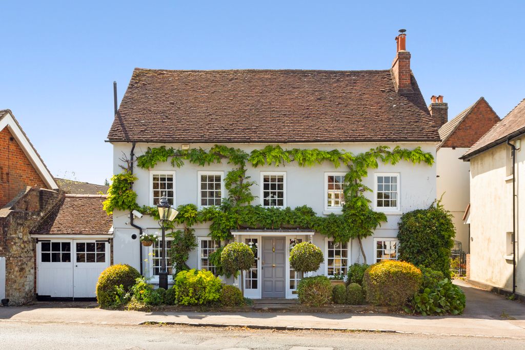 Property photo 1 of 16