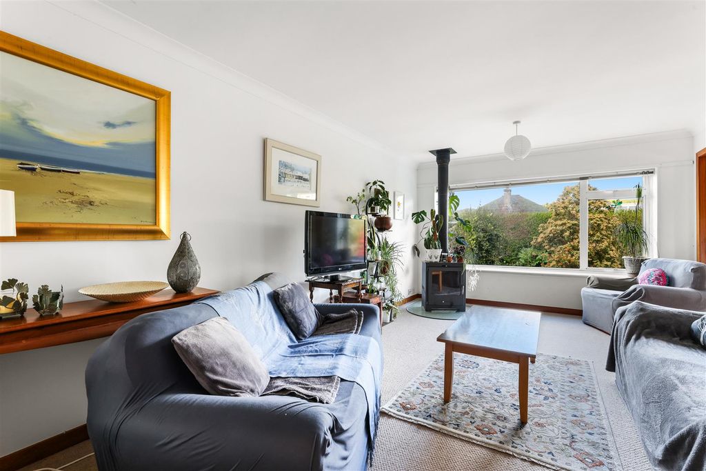 Property photo 3 of 19 4F8A7228.Jpg