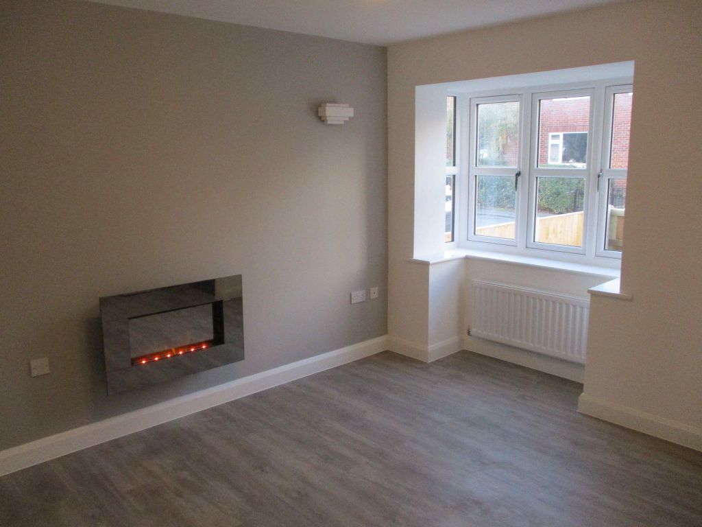 Property photo 3 of 12 Photo