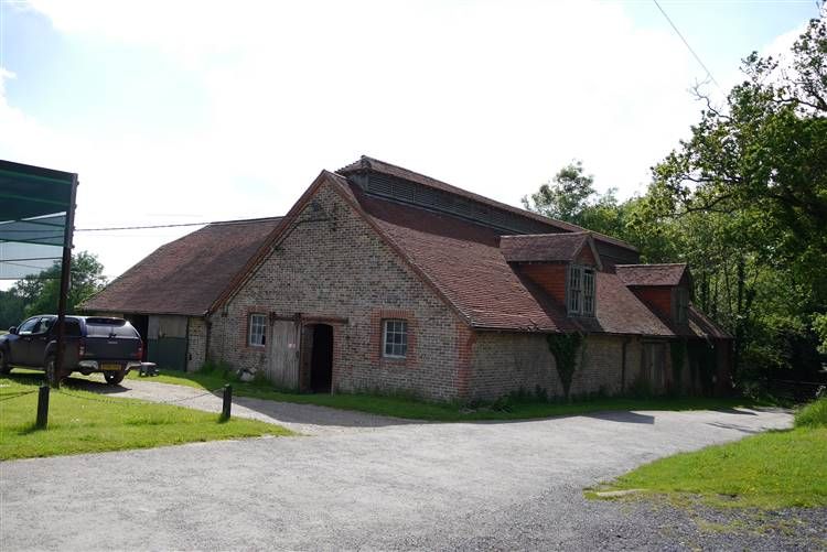 Property photo 3 of 6