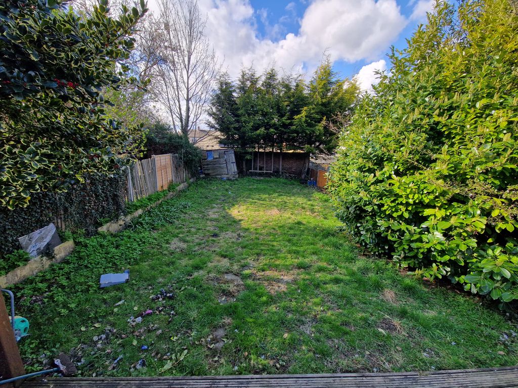 Property photo 2 of 20 Annex