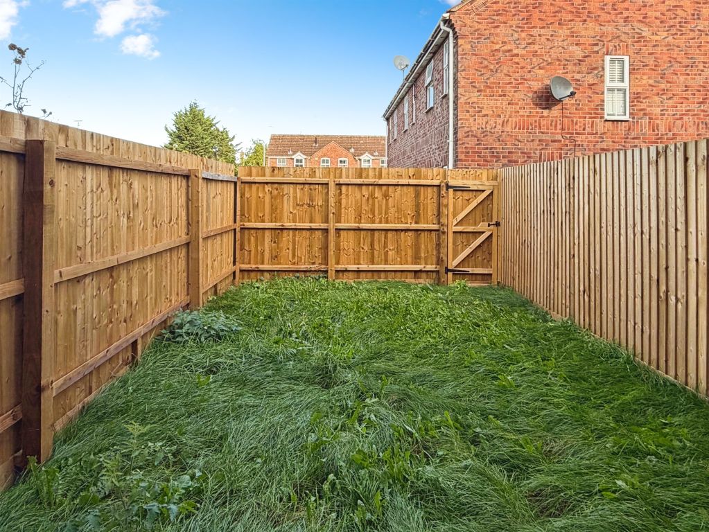 Property photo 2 of 8