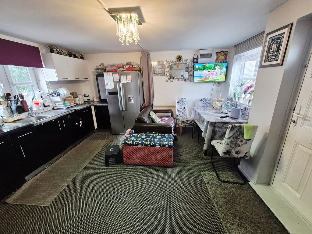 Property photo 2 of 11 Open Plan Living Area
