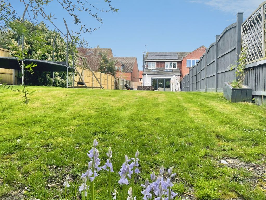Property photo 1 of 14 14048497-029d26F6-Eb8d-4E22-Bdfb-4132A393A61c