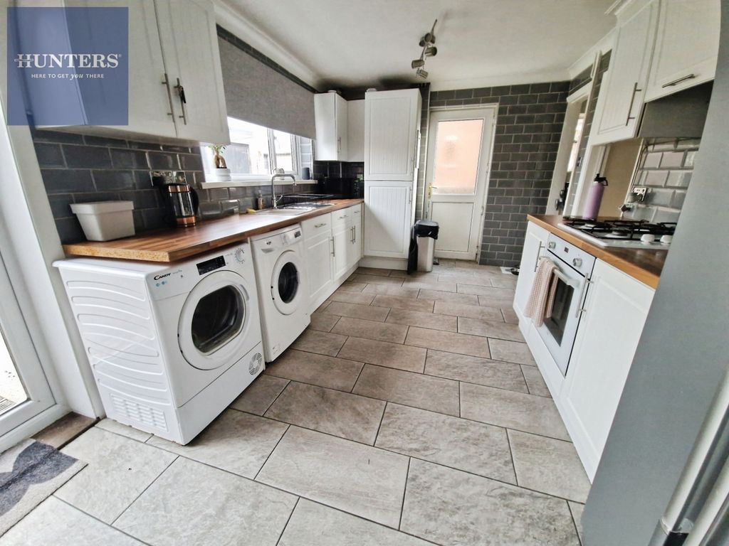 Property photo 3 of 11 Pbox-Img.Jpg