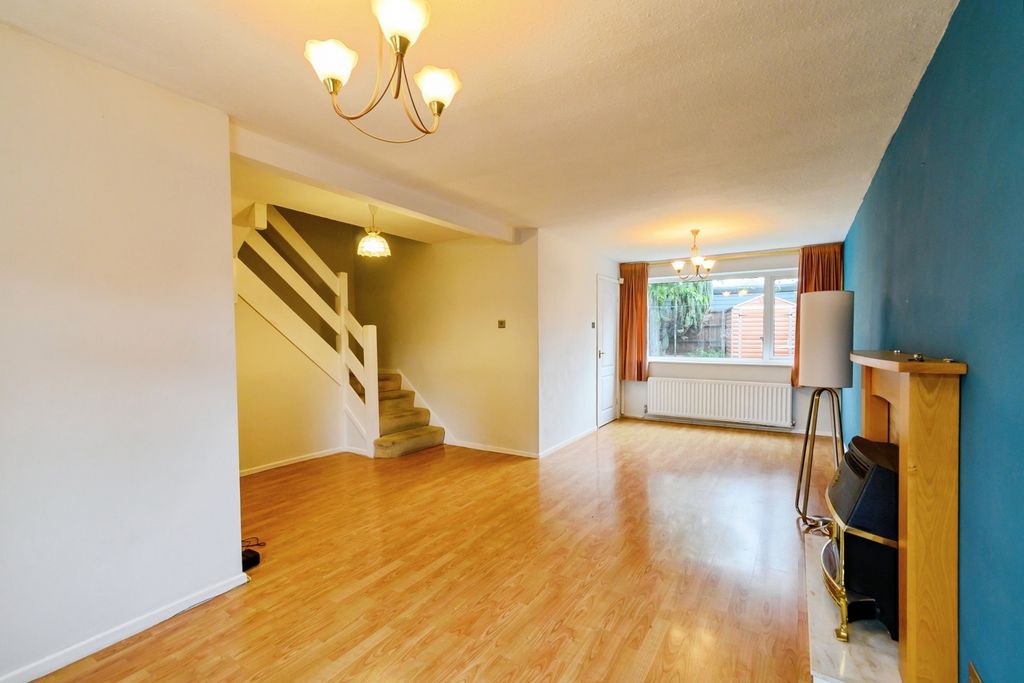 Property photo 3 of 16 Photo
