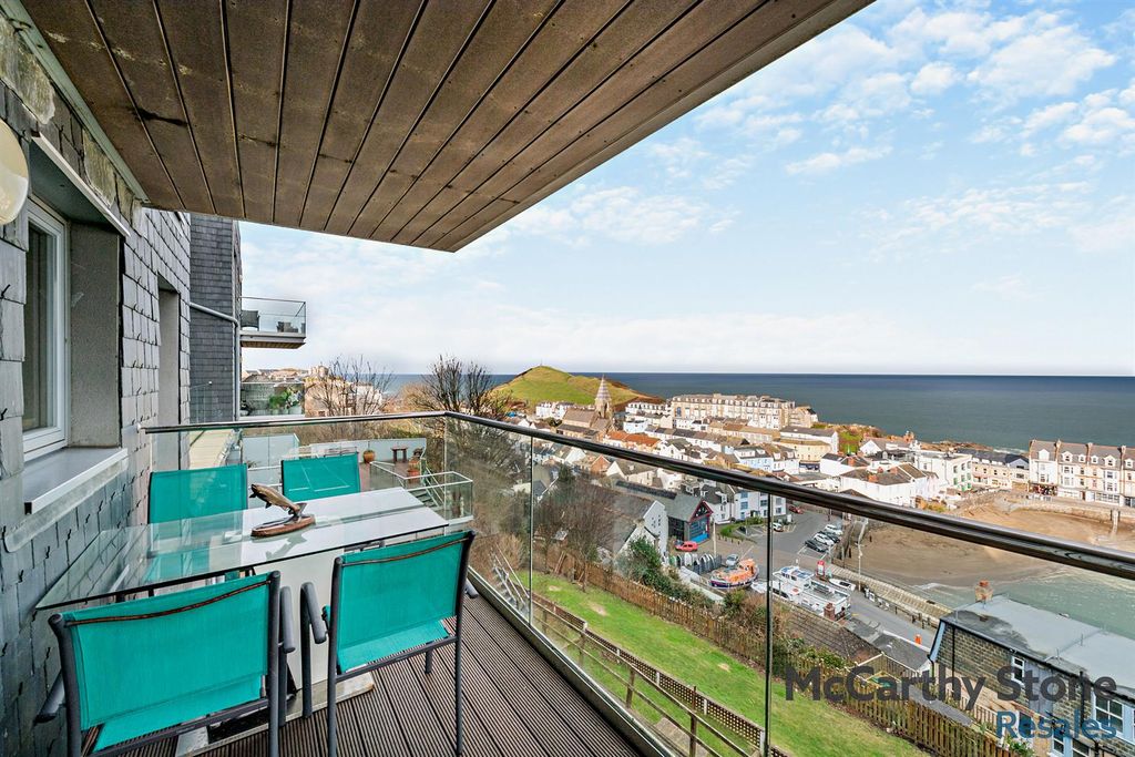 Property photo 2 of 28 Balcony