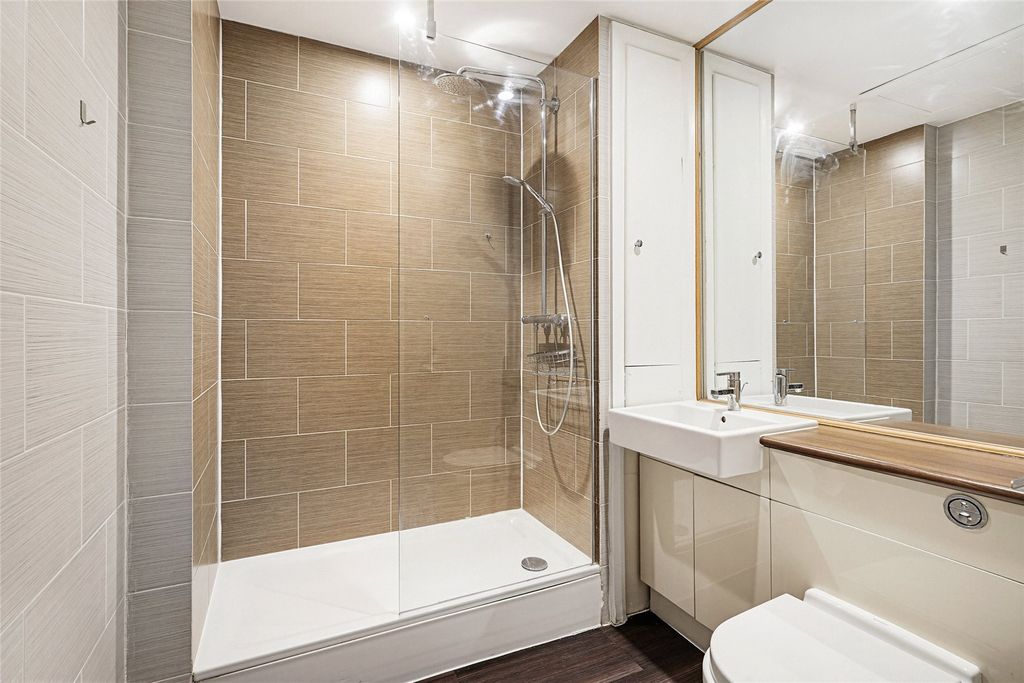 Property photo 3 of 8 Picture No. 01