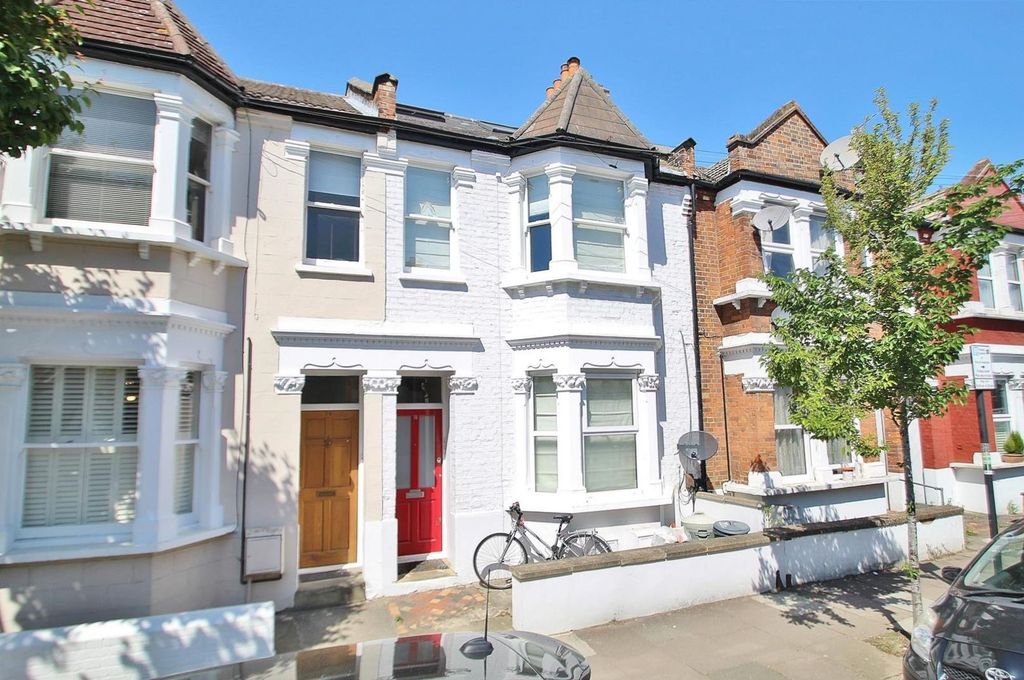 Property photo 1 of 7