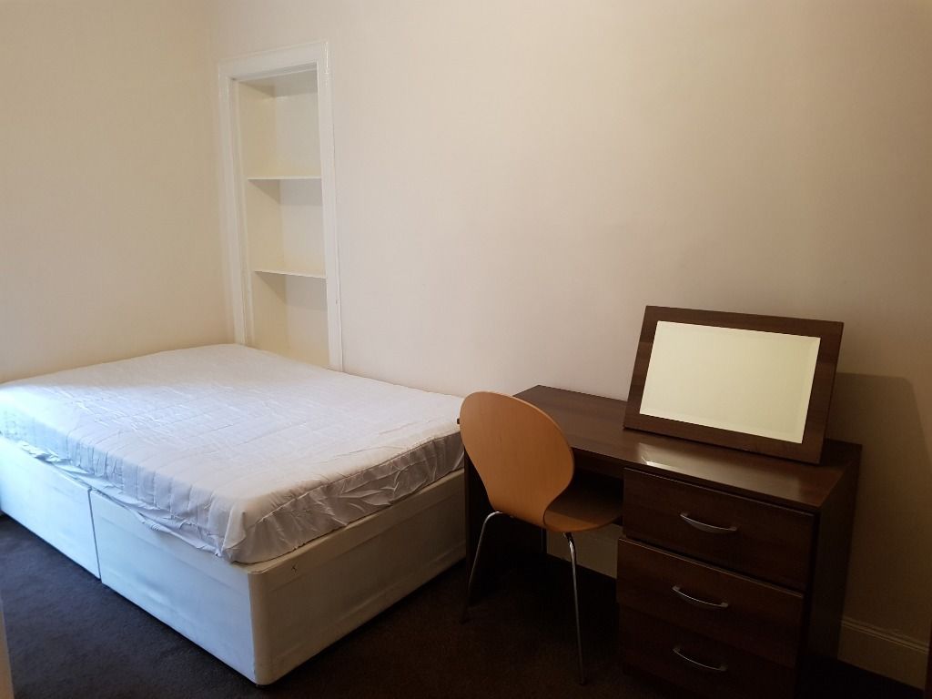 Property photo 3 of 6 3_Bed 4.Jpg