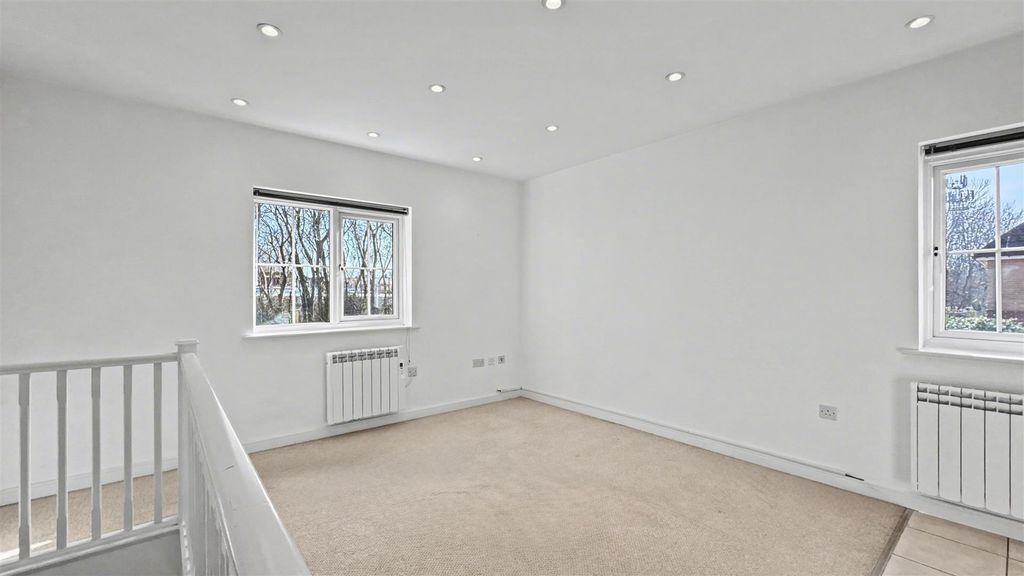 Property photo 2 of 6 Open Plan Living Space