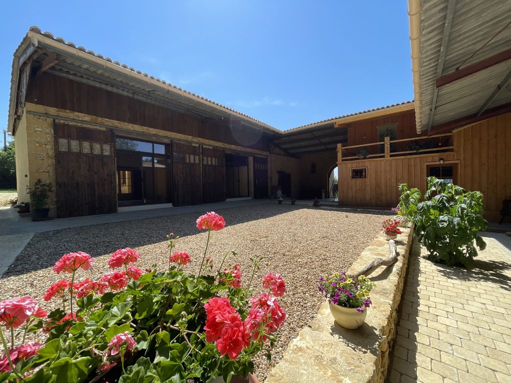 Property photo 1 of 33 Main Exterior View