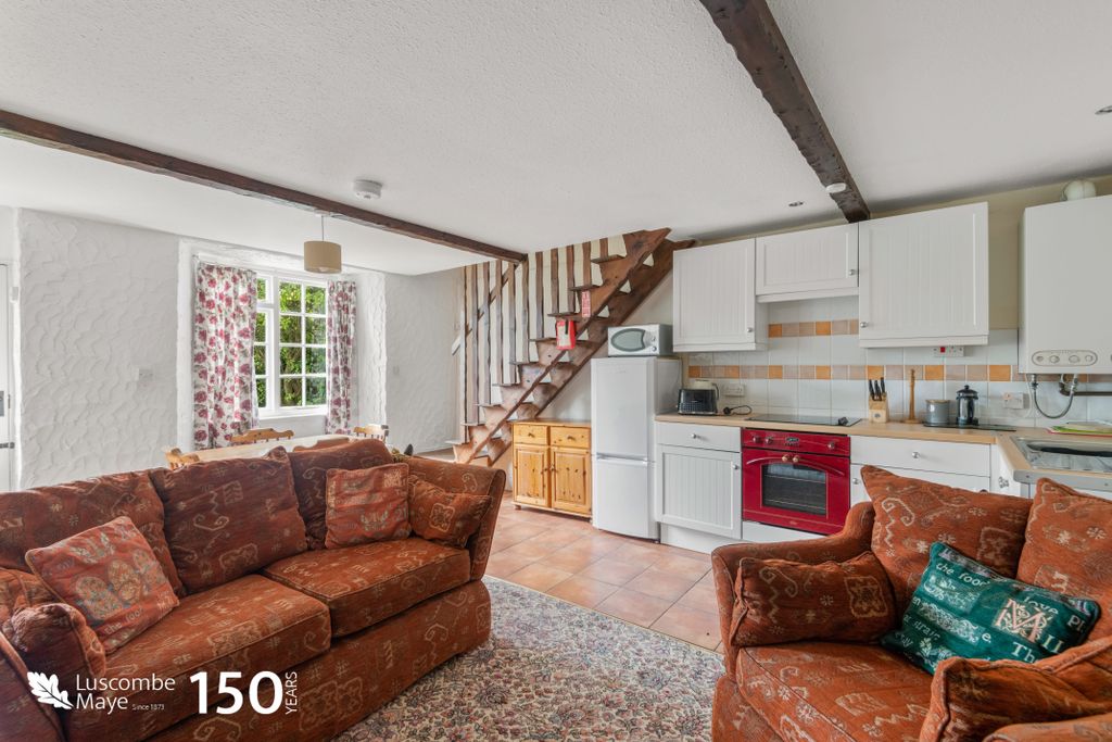 Property photo 2 of 13