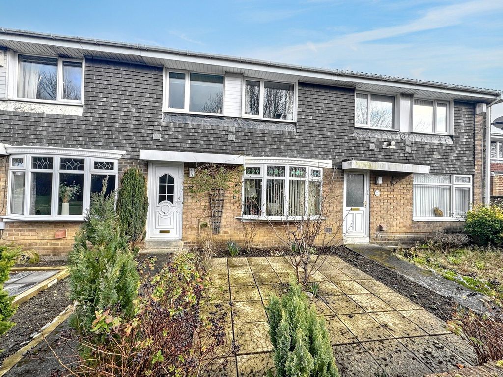 Property photo 1 of 18