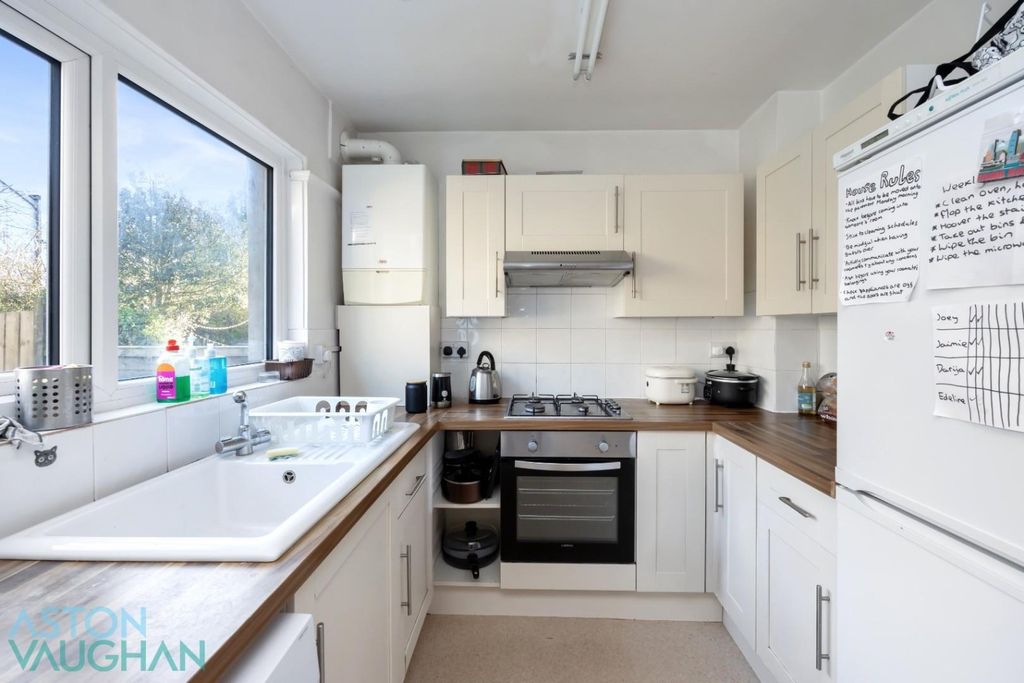 Property photo 2 of 9 4629321