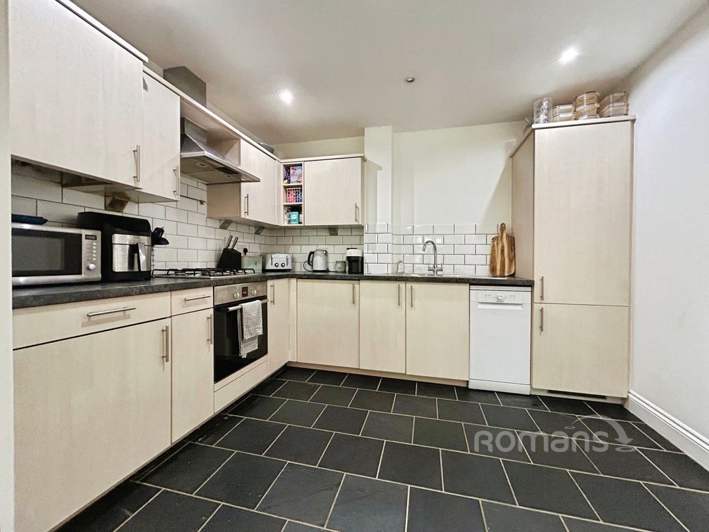 Property photo 2 of 14 Pbox-Img.Jpg