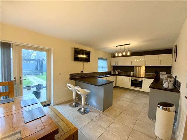 Property photo 2 of 21 Kitchen/Diner