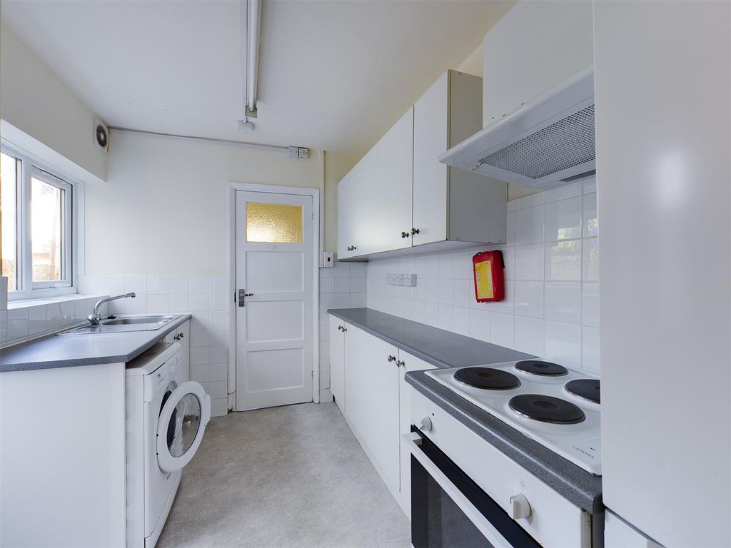 Property photo 3 of 10 Cam00771P1-Pr0092-Still03.Jpg