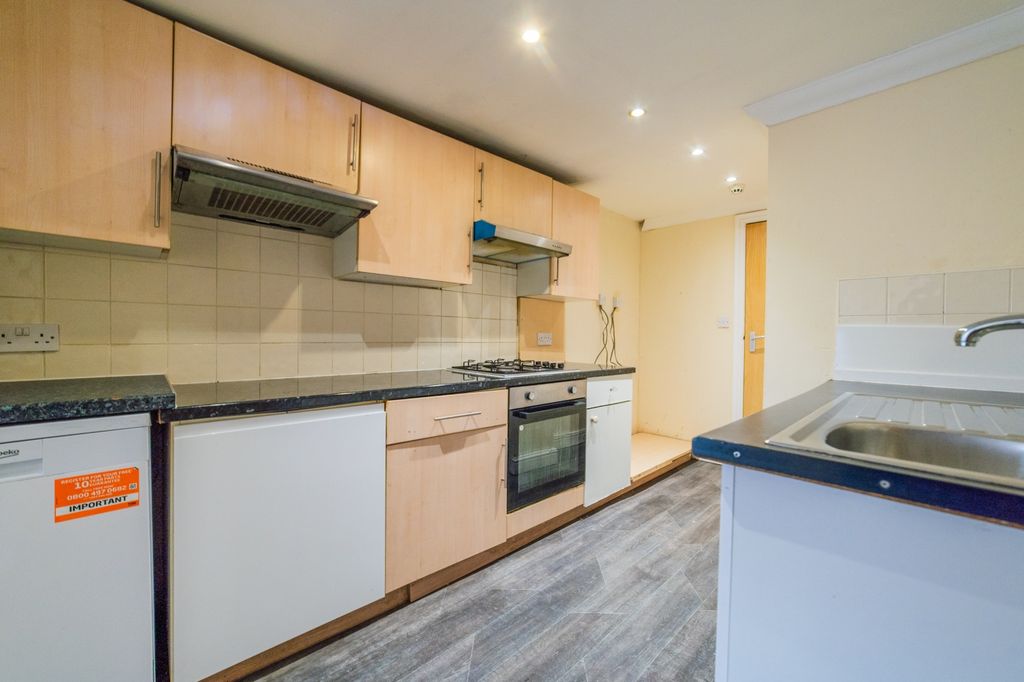 Property photo 3 of 19 Call 02920 454555 To Secure Your Viewing_6