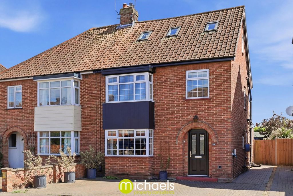 Property photo 1 of 33