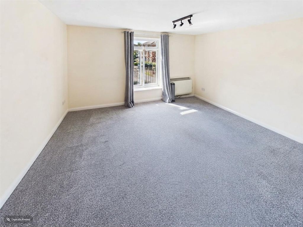 Property photo 2 of 8 Cam03215G0-Pr0108-Still001-001.Jpg